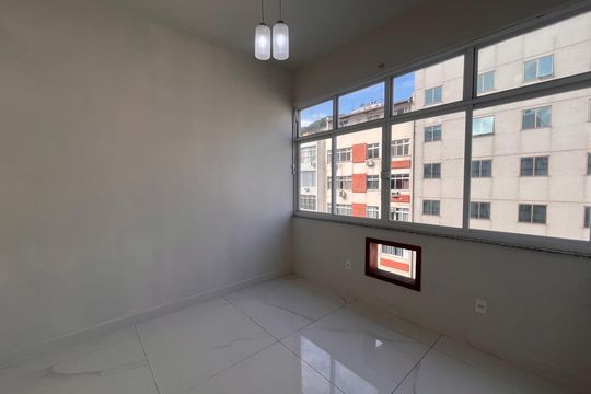 Apartamento para alugar com 1 quarto, 45m² em Copacabana, Rio de Janeiro