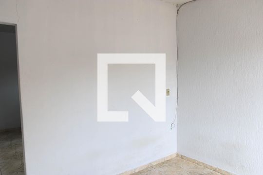 Sala de casa de condomínio à venda com 1 quarto, 47m² em Jardim Guanabara, Goiânia