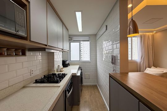 Cozinha de apartamento para alugar com 2 quartos, 44m² em Jardim Iris, São Paulo