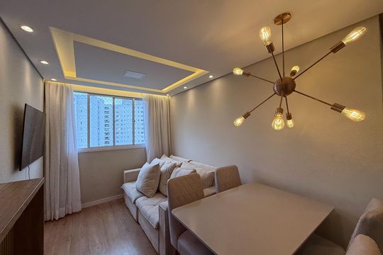 Sala de apartamento para alugar com 2 quartos, 44m² em Jardim Iris, São Paulo