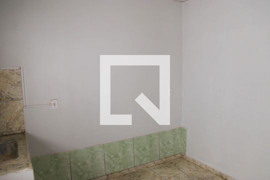 Cozinha de kitnet/studio à venda com 1 quarto, 45m² em Jardim Guanabara, Goiânia