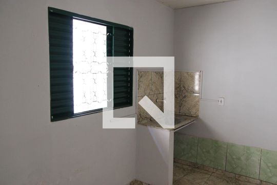 Cozinha de kitnet/studio à venda com 1 quarto, 45m² em Jardim Guanabara, Goiânia