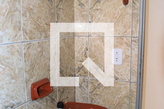 Banheiro de kitnet/studio à venda com 1 quarto, 45m² em Jardim Guanabara, Goiânia