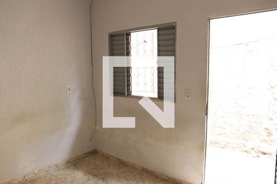 Sala de kitnet/studio à venda com 1 quarto, 45m² em Jardim Guanabara, Goiânia