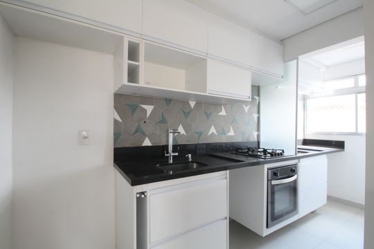 Cozinha - Armários de apartamento para alugar com 2 quartos, 62m² em Vila Progredior, São Paulo