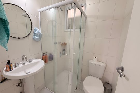 Banheiro Social de apartamento à venda com 2 quartos, 67m² em Engordadouro, Jundiaí