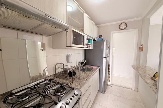 Cozinha de apartamento à venda com 2 quartos, 67m² em Engordadouro, Jundiaí