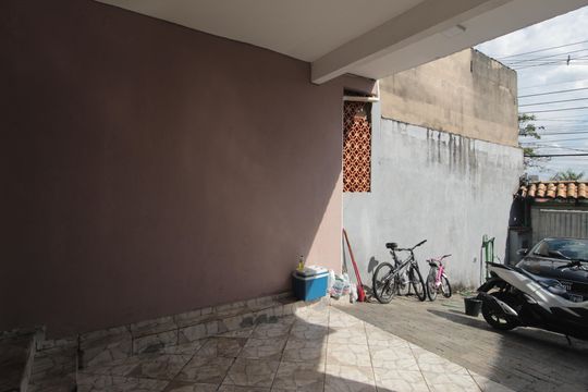 Garagem de casa à venda com 3 quartos, 135m² em São João Batista, Belo Horizonte