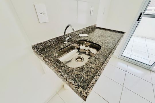 Cozinha de apartamento para alugar com 2 quartos, 35m² em Vila Ré, São Paulo