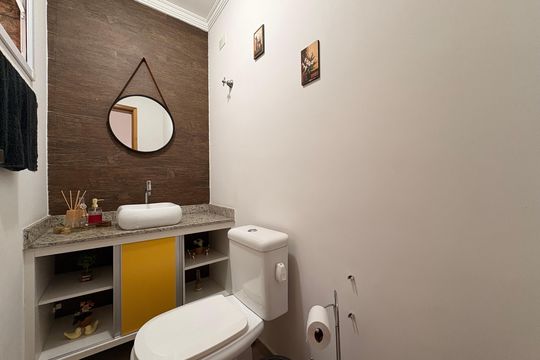 Lavabo de casa à venda com 3 quartos, 133m² em Vila Curuçá, Santo André