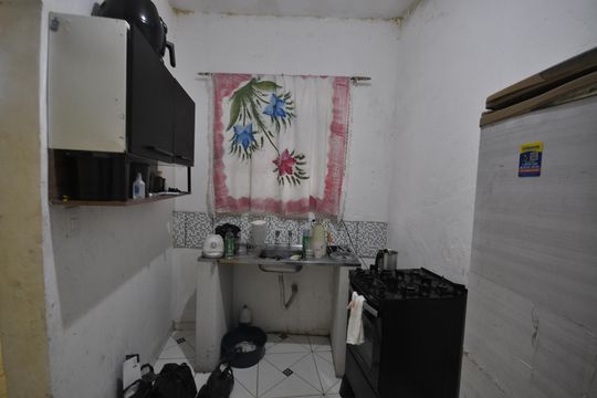 Cozinha de casa à venda com 1 quarto, 50m² em Vila Ayrosa, São Paulo
