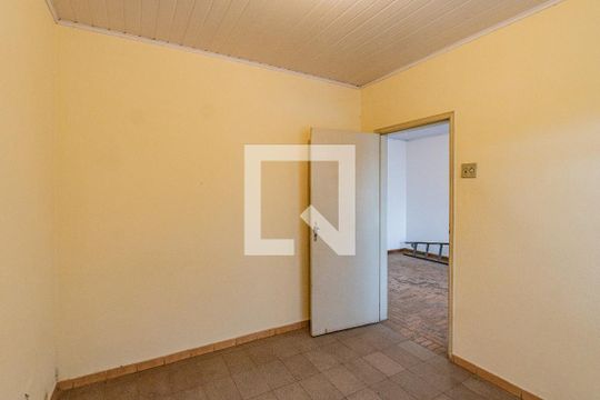 Casa à venda com 4 quartos, 215m² em Vila Brasilio Machado, São Paulo