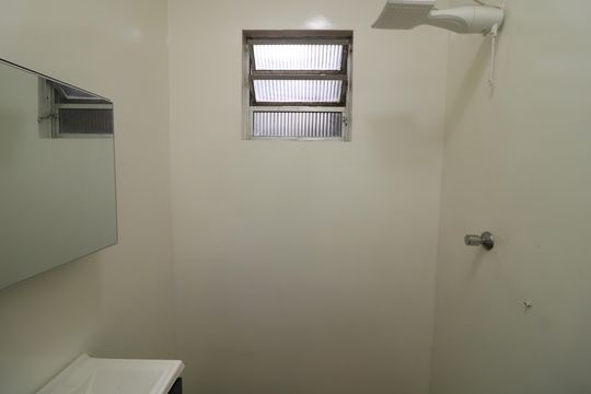 Banheiro da Suíte de casa à venda com 6 quartos, 150m² em Vila Independencia, São Paulo