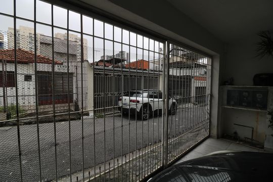Garagem de casa à venda com 6 quartos, 150m² em Vila Independencia, São Paulo
