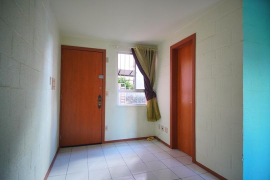 Apartamento à venda com 2 quartos, 46m² em Rubem Berta, Porto Alegre