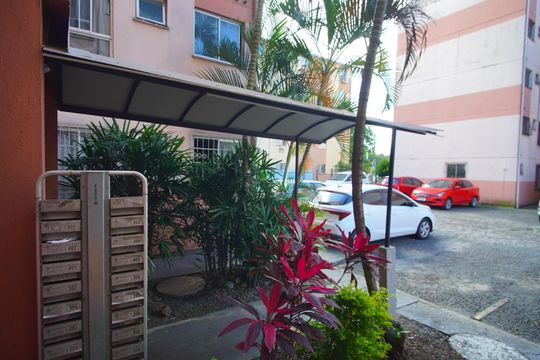 Sala - Vista de apartamento à venda com 2 quartos, 46m² em Rubem Berta, Porto Alegre