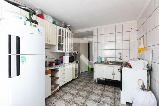 Casa para alugar com 2 quartos, 150m² em Jardim do Divino, São Paulo