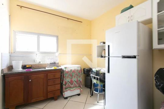 Casa para alugar com 2 quartos, 150m² em Jardim do Divino, São Paulo