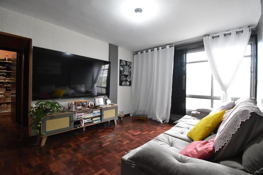 Apartamento à venda com 2 quartos, 78m² em Água Verde, Curitiba