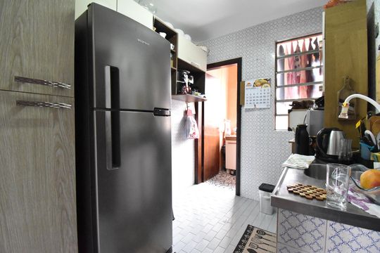 Cozinha de apartamento à venda com 2 quartos, 78m² em Água Verde, Curitiba