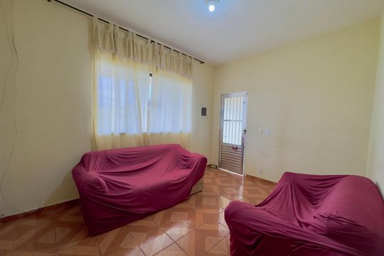 Casa para alugar com 3 quartos, 252m² em Parque Piratininga, Guarulhos