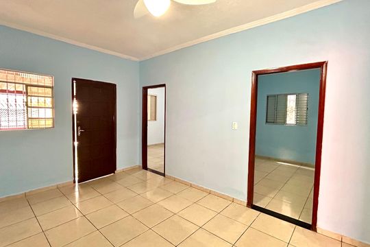Casa para alugar com 2 quartos, 80m² em Jardim Maria Dirce, Guarulhos