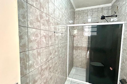 Banheiro de casa para alugar com 2 quartos, 80m² em Jardim Maria Dirce, Guarulhos
