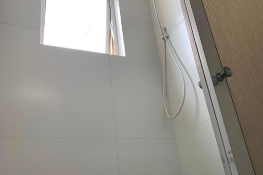 Banheiro de apartamento para alugar com 2 quartos, 65m² em Costa Azul, Salvador