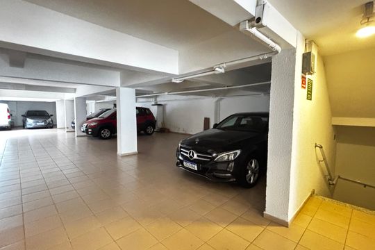 Garagem de apartamento à venda com 2 quartos, 52m² em Vila Pires, Santo André