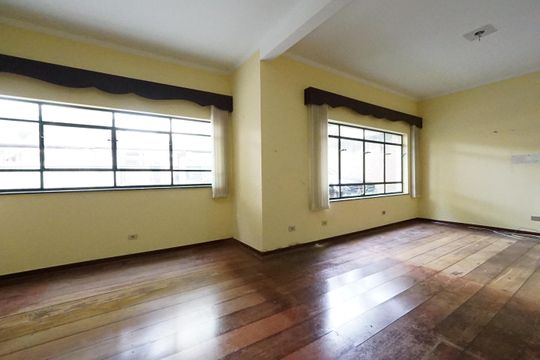 Casa à venda com 6 quartos, 637m² em Vila Mariana, São Paulo