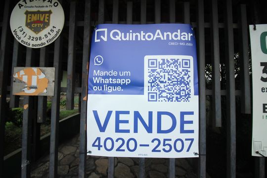 Plaquinha Instalada 27/10/2026 VIFG-825 de casa à venda com 5 quartos, 350m² em Bairro da Glória, Contagem