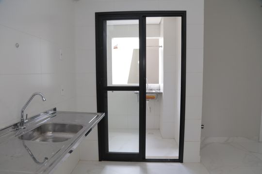 Cozinha/ área de serviço de apartamento à venda com 2 quartos, 38m² em Cidade Líder, São Paulo