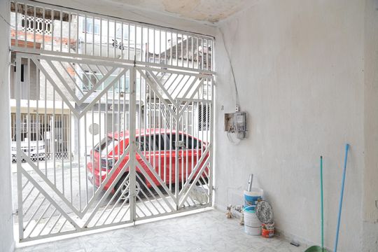 Garagem de casa para alugar com 2 quartos, 100m² em Conjunto Residencial José Bonifácio, São Paulo