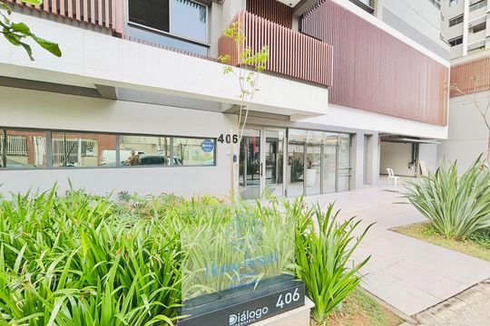 Fachada de apartamento para alugar com 1 quarto, 28m² em Vila Guilhermina, São Paulo