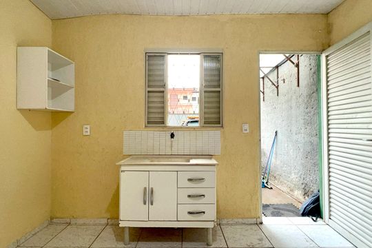 Cozinha de casa para alugar com 1 quarto, 15m² em Pinheiros, São Paulo
