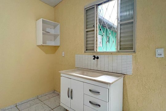 Cozinha de casa para alugar com 1 quarto, 15m² em Pinheiros, São Paulo