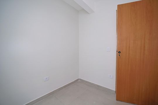 Quarto 2 de apartamento para alugar com 2 quartos, 48m² em Vila Dalila, São Paulo