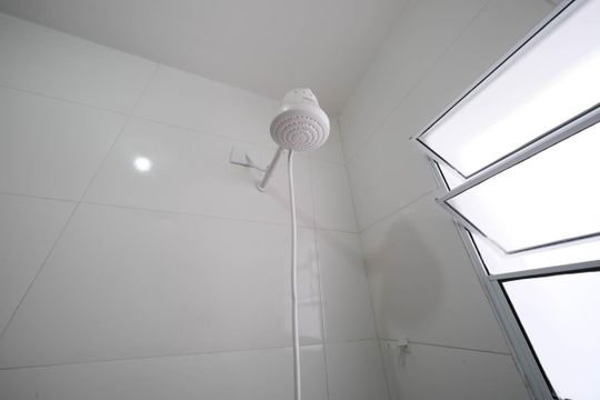 Banheiro de apartamento para alugar com 2 quartos, 48m² em Vila Dalila, São Paulo