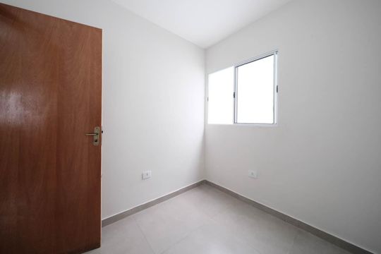 Quarto 2 de apartamento para alugar com 2 quartos, 48m² em Vila Dalila, São Paulo
