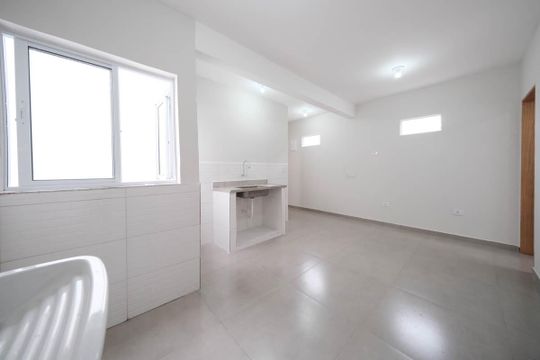 Sala/Cozinha de apartamento para alugar com 2 quartos, 48m² em Vila Dalila, São Paulo