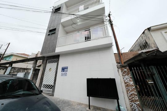 Fachada de apartamento para alugar com 2 quartos, 48m² em Vila Dalila, São Paulo