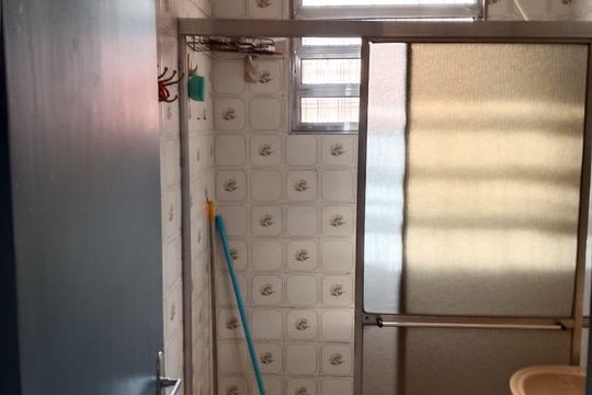 Banheiro de casa à venda com 3 quartos, 196m² em Quitaúna, Osasco
