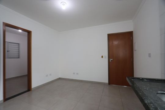 Apartamento para alugar com 2 quartos, 39m² em Vila Antonieta, São Paulo