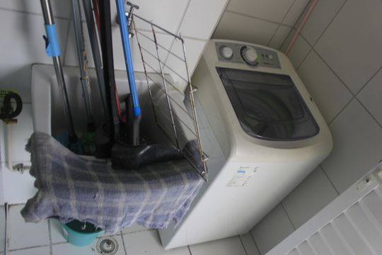 Área de serviço de apartamento para alugar com 2 quartos, 56m² em Vila Bremen, Guarulhos