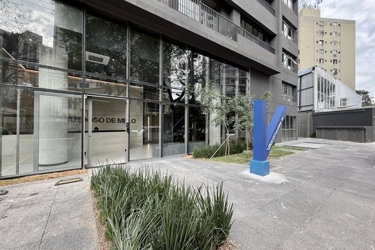 Fachada de kitnet/studio à venda com 1 quarto, 24m² em Vila Olímpia, São Paulo
