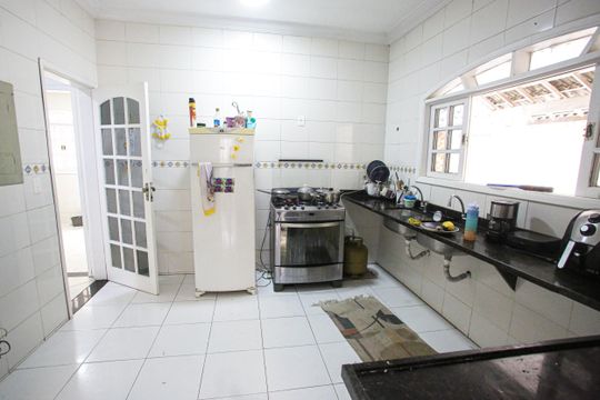 Cozinha de casa de condomínio à venda com 4 quartos, 275m² em Freguesia (jacarepaguá), Rio de Janeiro
