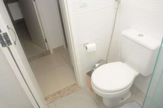 Banheiro de apartamento à venda com 3 quartos, 79m² em Jardim Guairaca, São Paulo