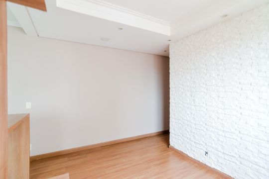 Sala de apartamento para alugar com 2 quartos, 56m² em Jardim Cocaia, Guarulhos