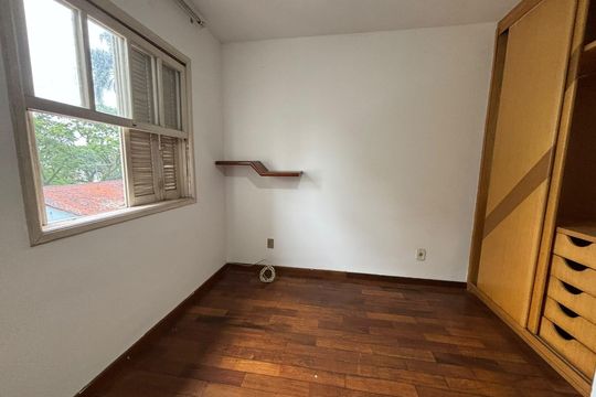 Casa de Condomínio para alugar com 2 quartos, 80m² em Jardim Barbacena, Cotia