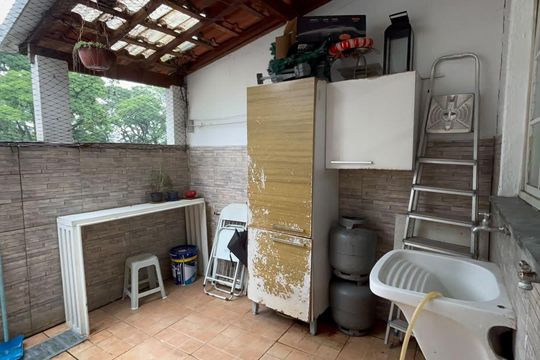Casa de Condomínio para alugar com 2 quartos, 80m² em Jardim Barbacena, Cotia